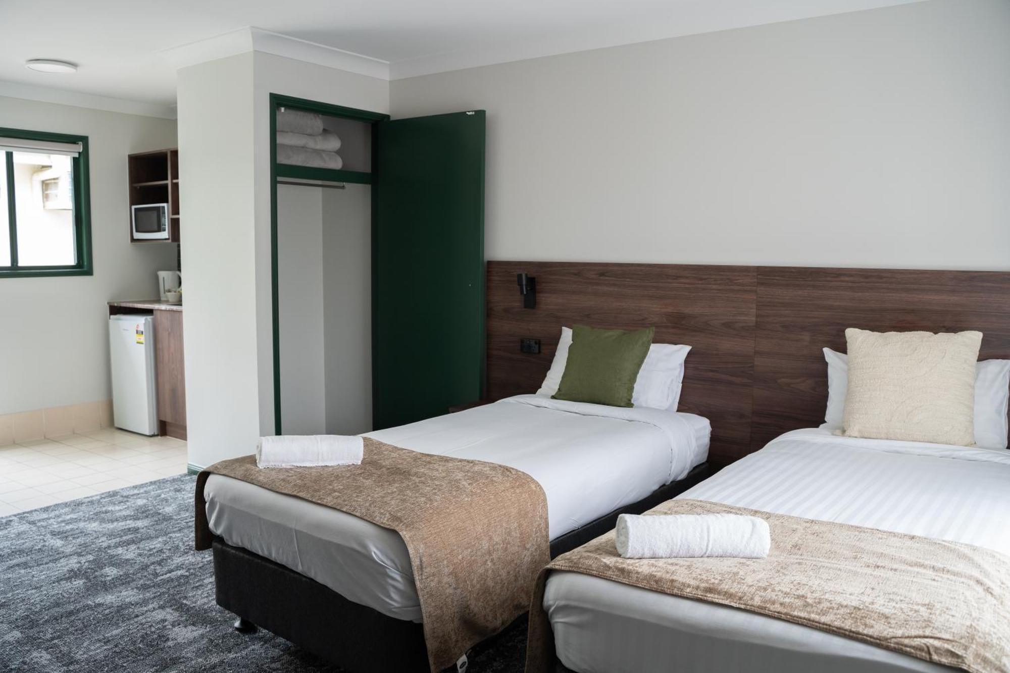 Wallaby Hotel Mudgeeraba 外观 照片
