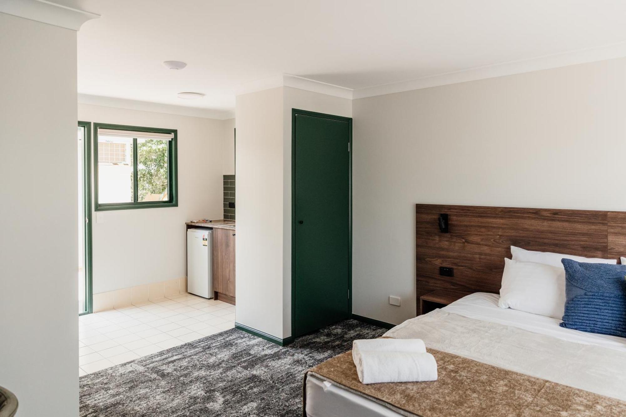 Wallaby Hotel Mudgeeraba 外观 照片